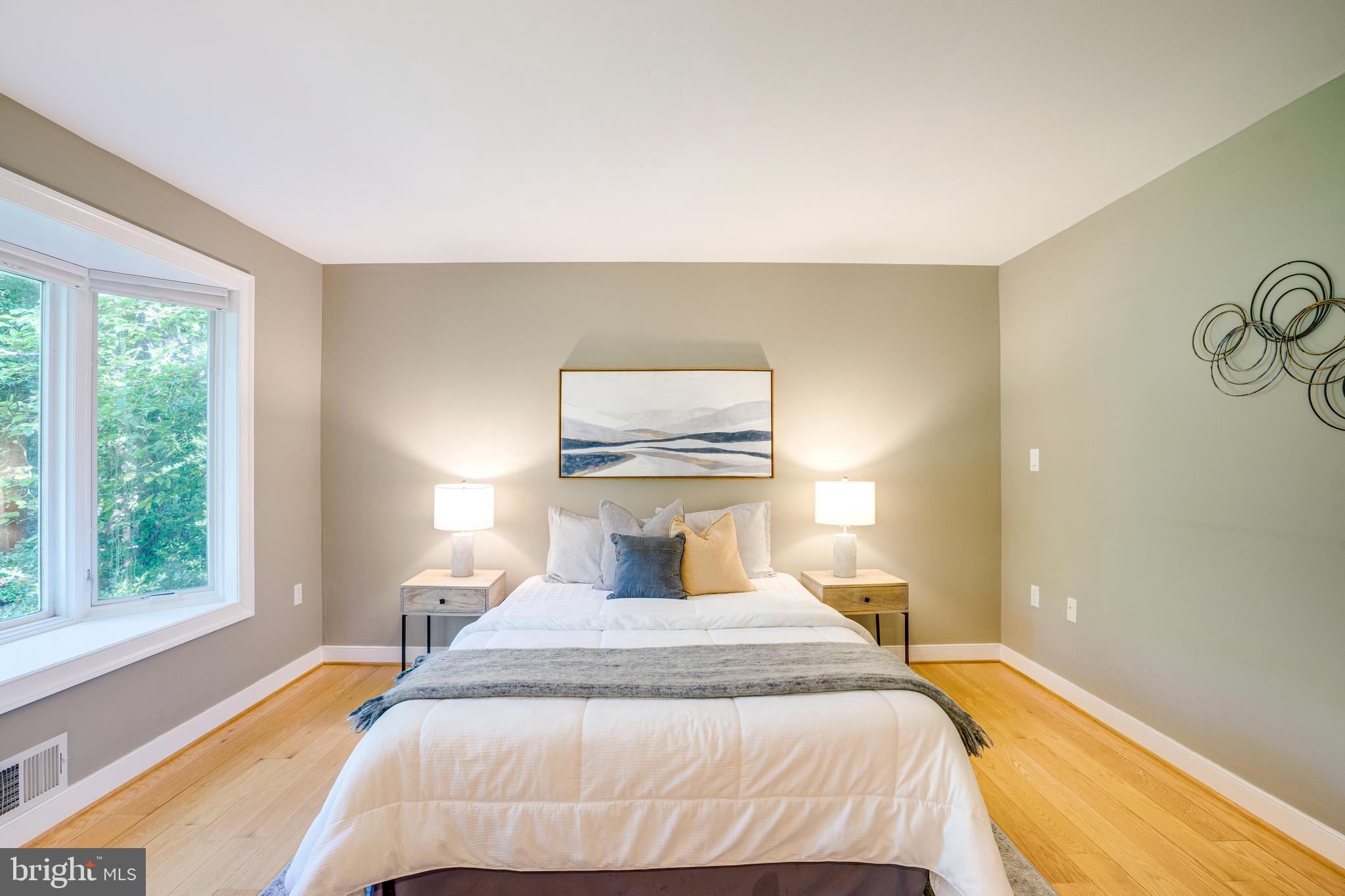 RESTON - Residential