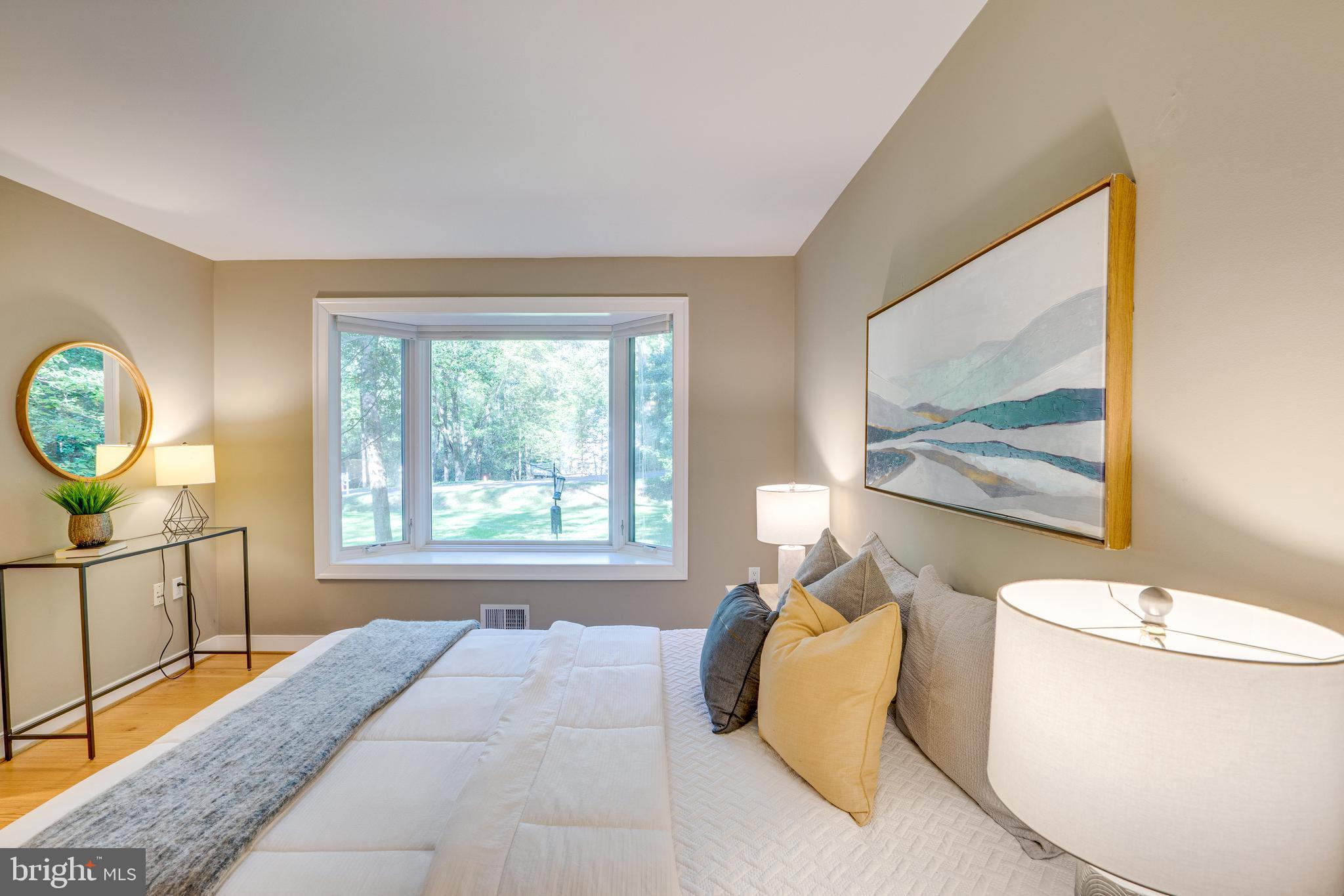 RESTON - Residential