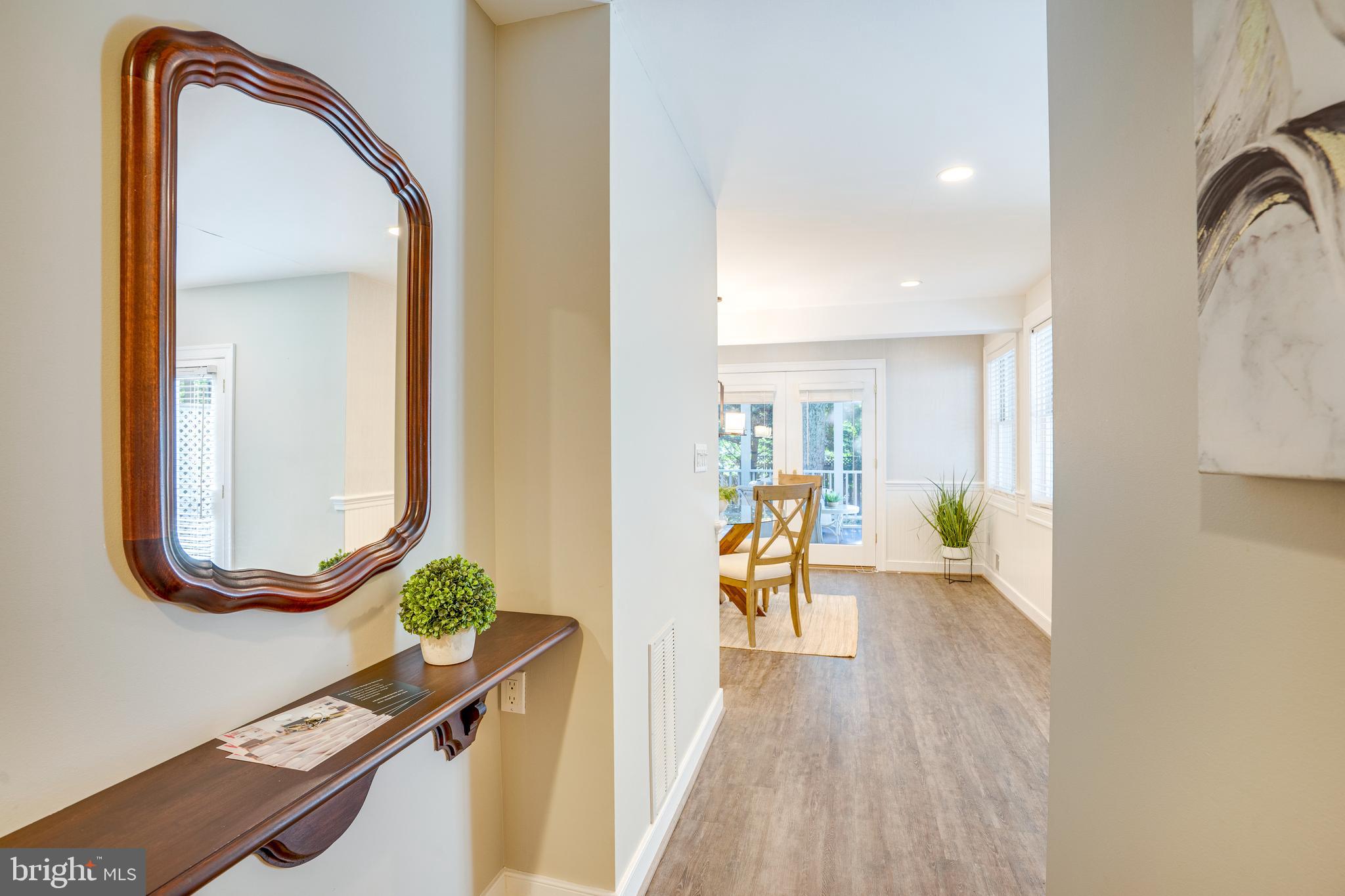 RESTON - Residential