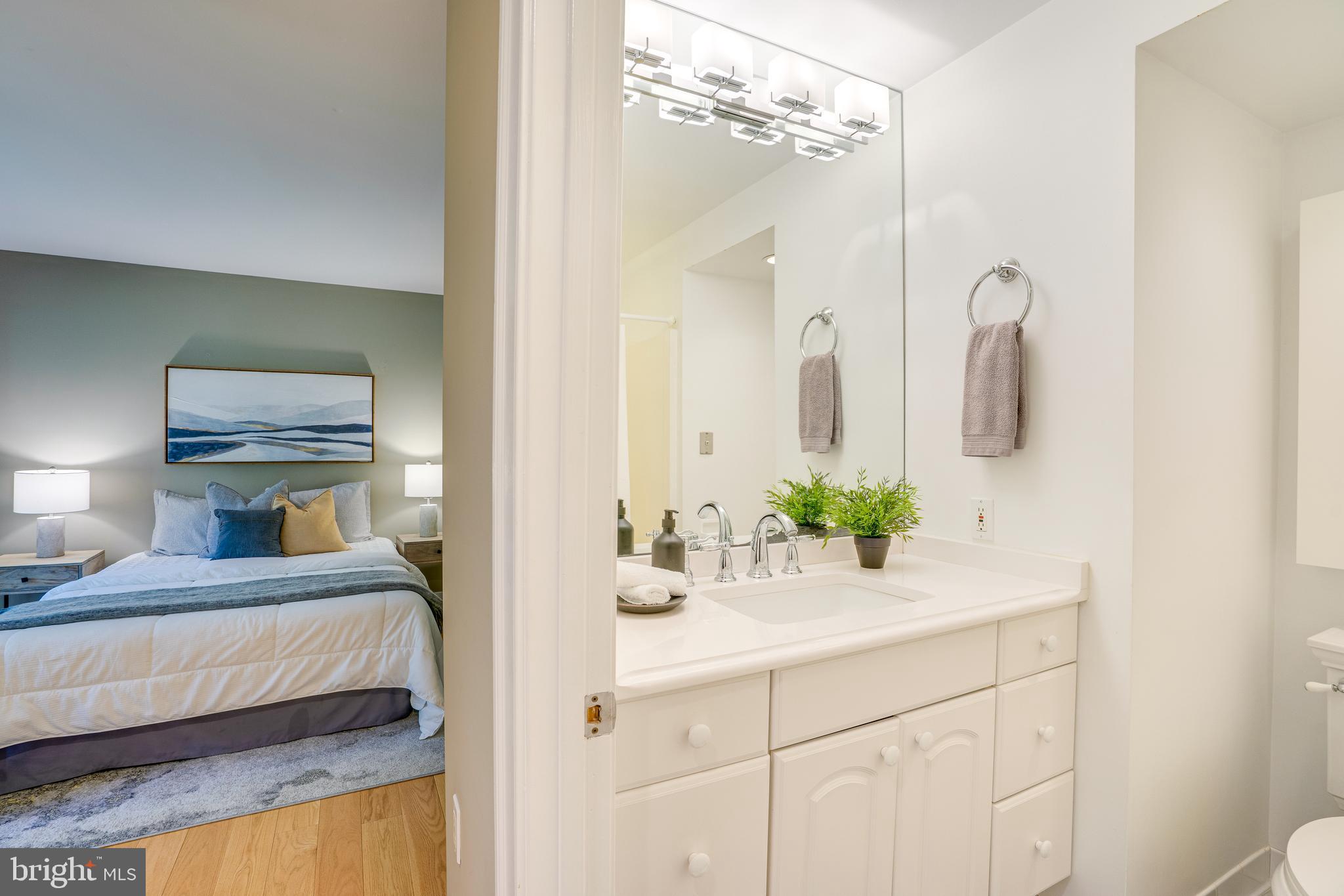 RESTON - Residential