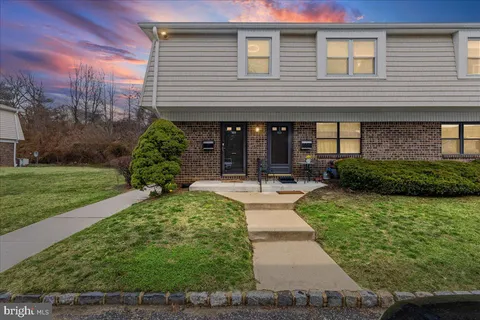 2116 Silver Court, Hamilton, NJ MLS: NJME2075494