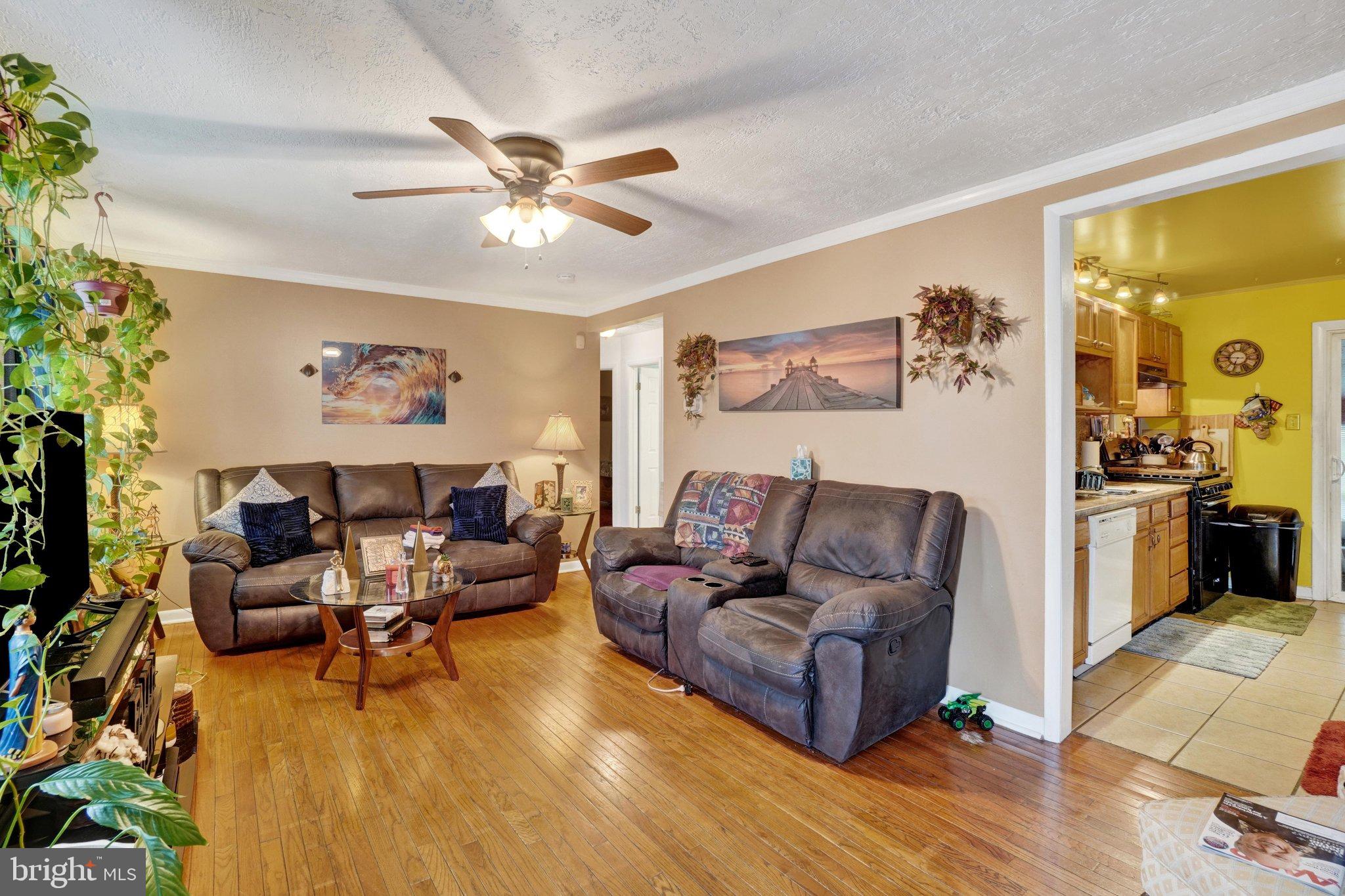 1020 KELLY DRIVE