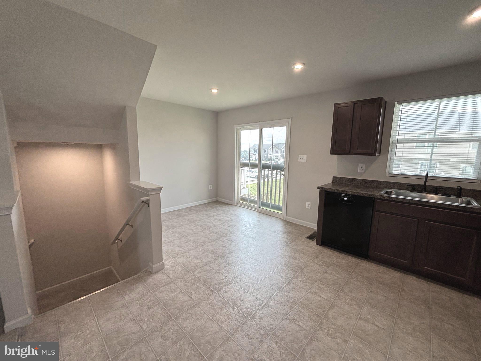 STONECREST - Residential Lease