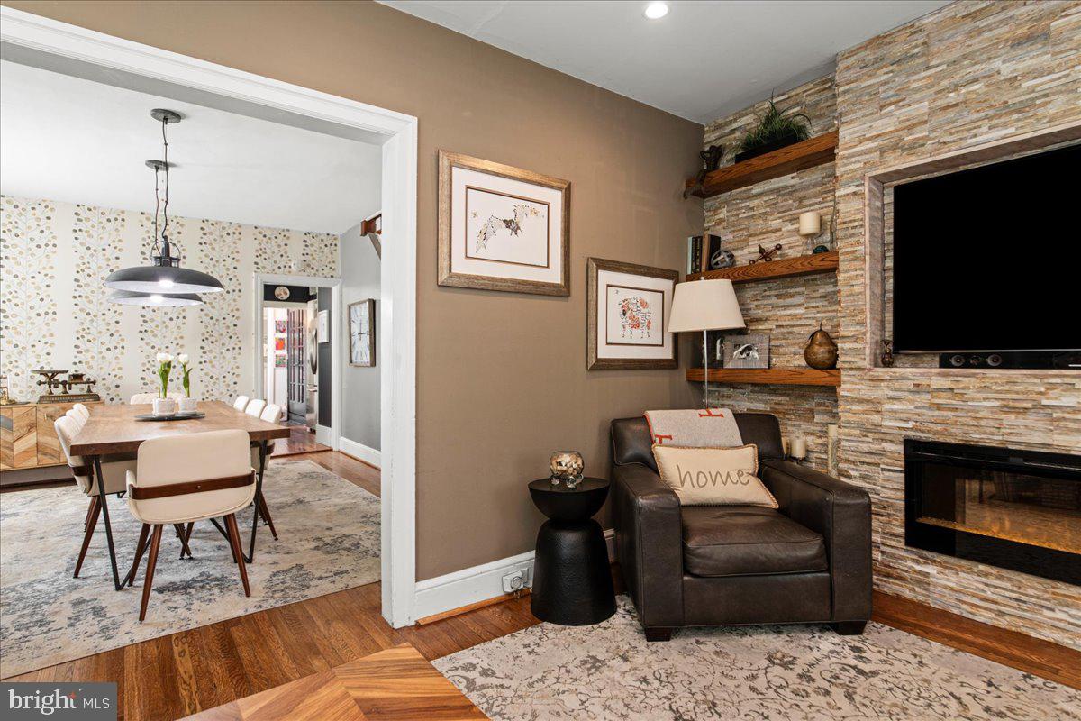 DOYLESTOWN BORO - Residential