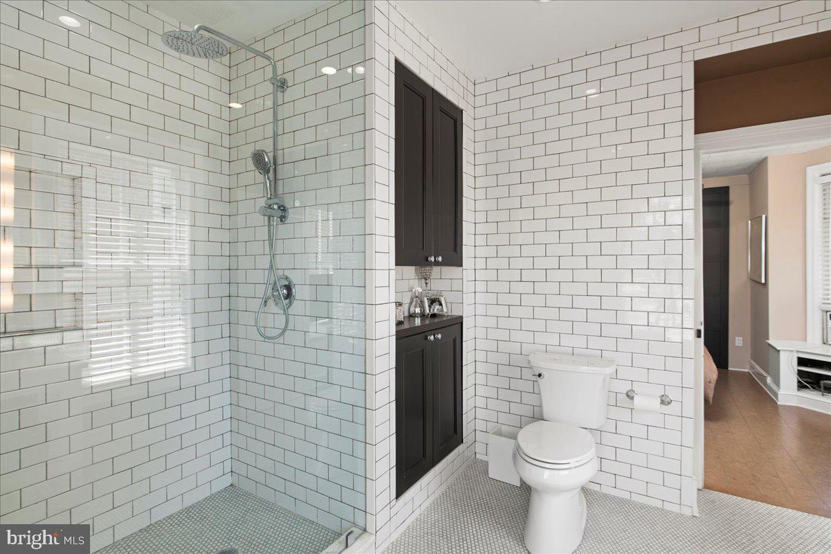 DOYLESTOWN BORO - Residential