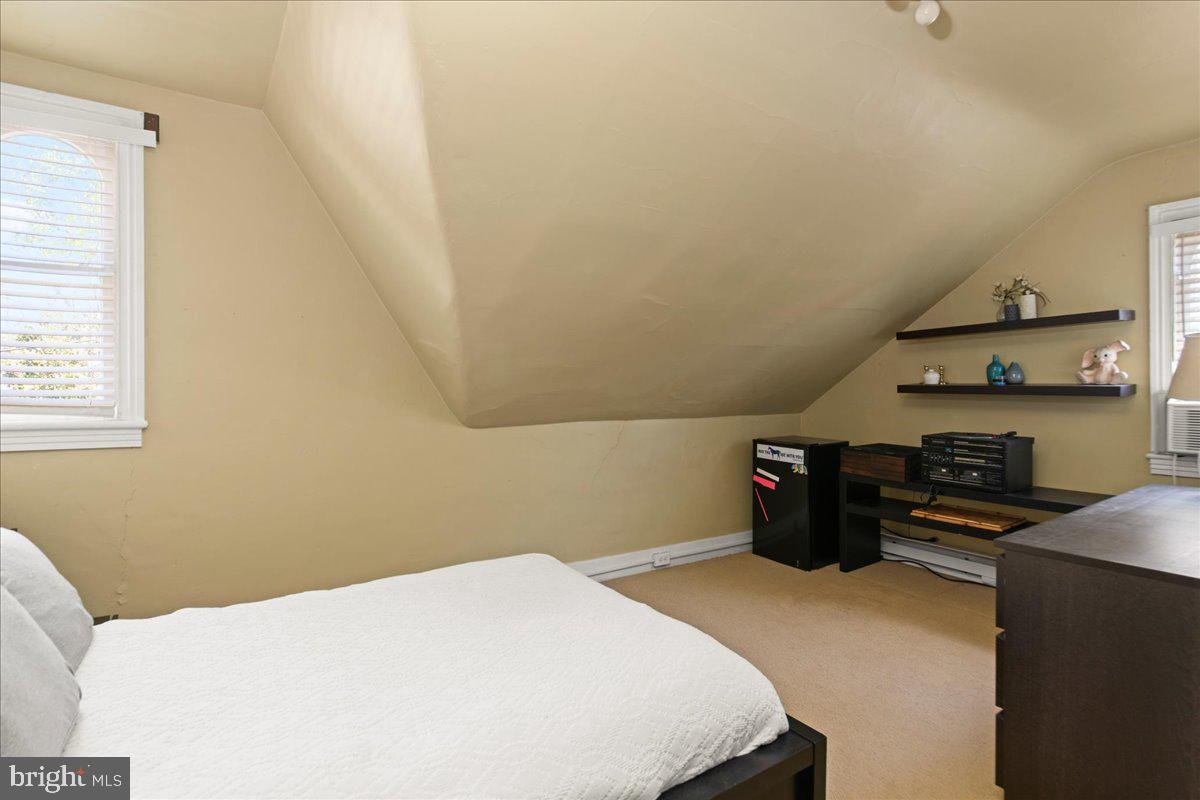 DOYLESTOWN BORO - Residential