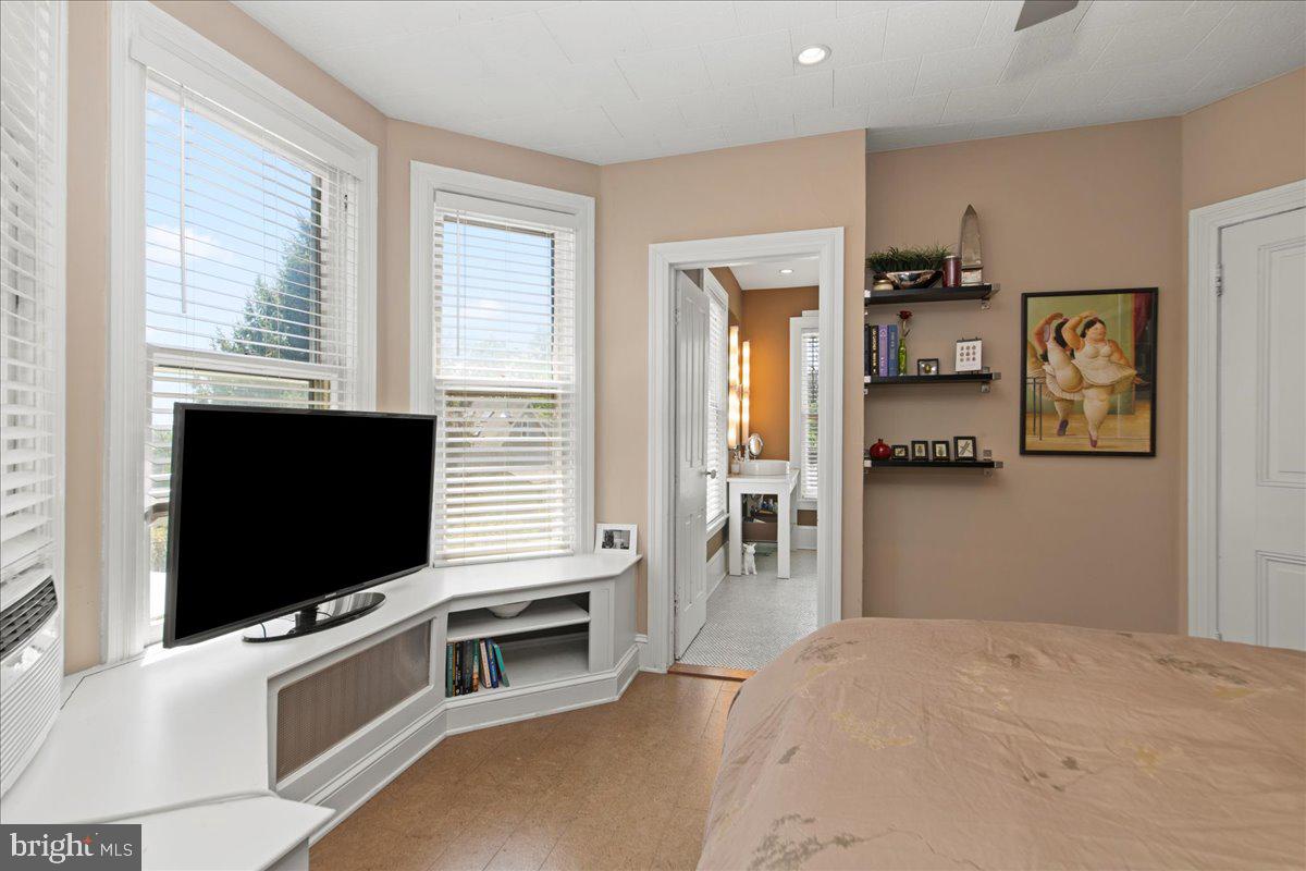 DOYLESTOWN BORO - Residential