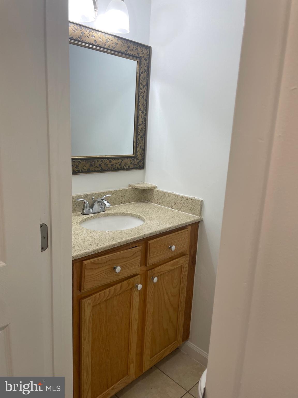 WALNUT RIDGE - Residential Lease