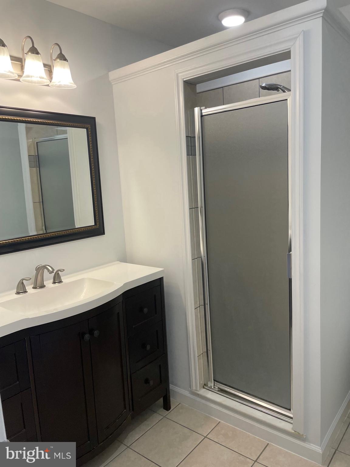 WALNUT RIDGE - Residential Lease