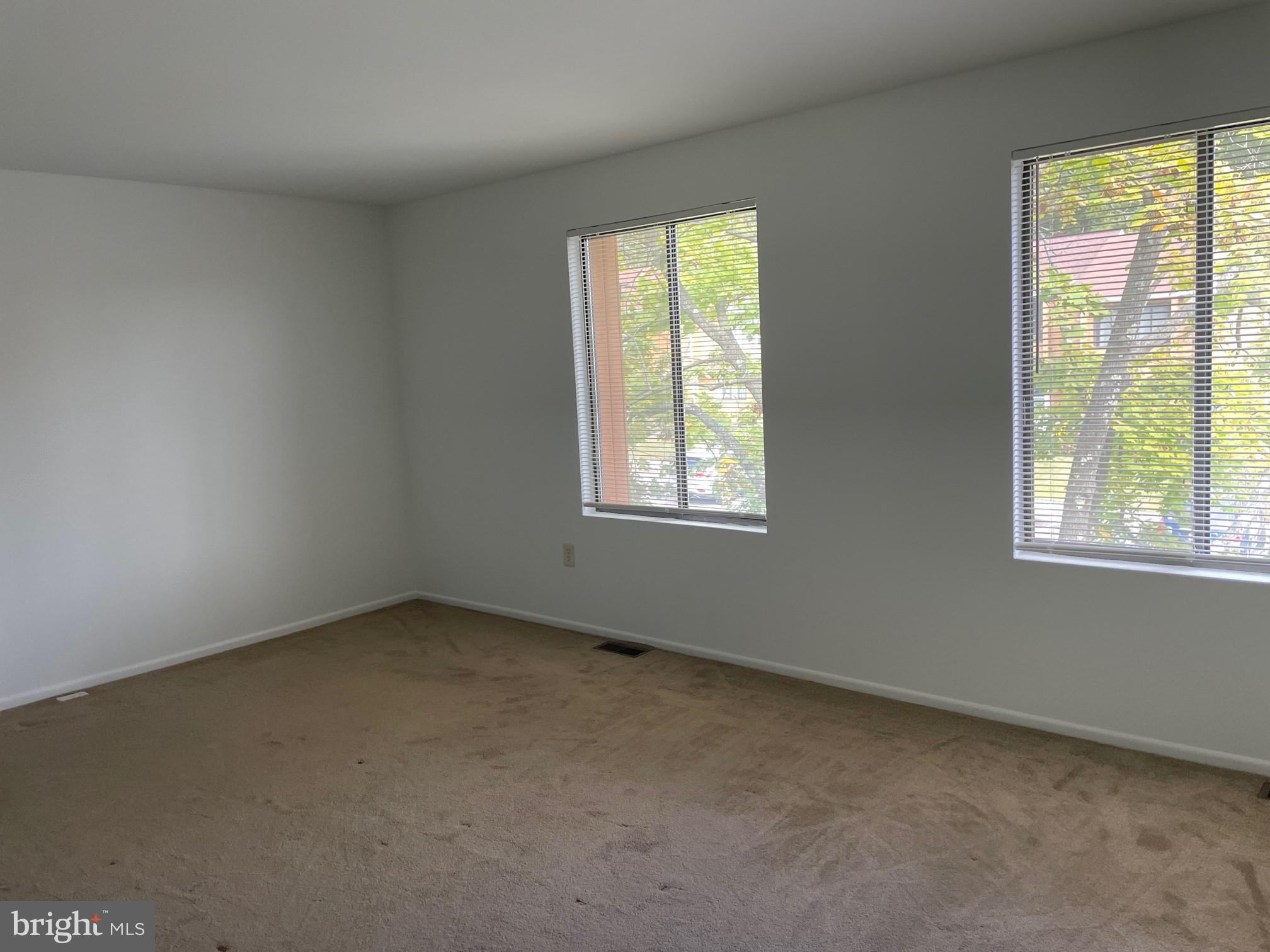 WALNUT RIDGE - Residential Lease