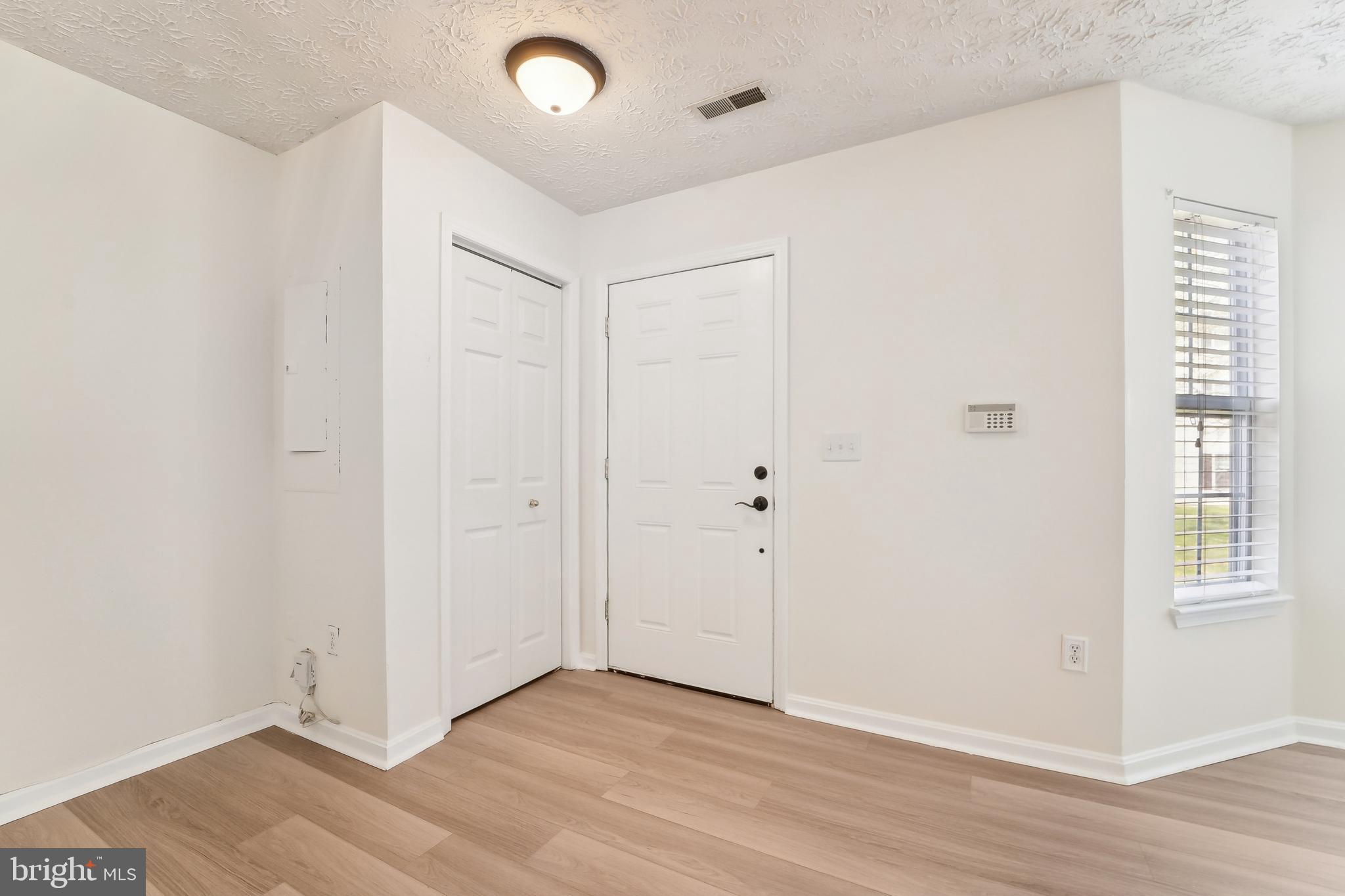 ANNAPOLIS OVERLOOK - Residential