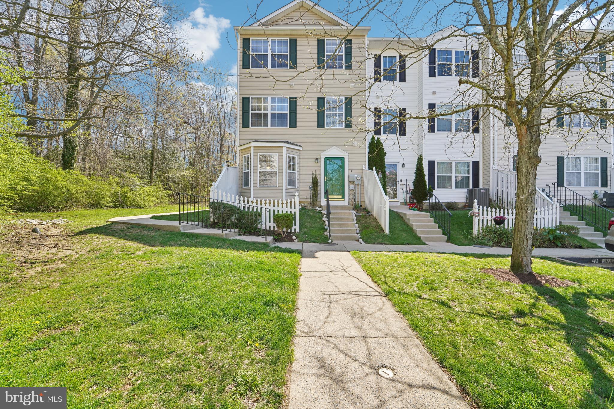 ANNAPOLIS OVERLOOK - Residential