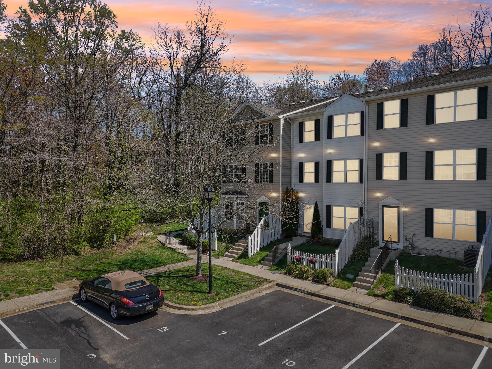 ANNAPOLIS OVERLOOK - Residential