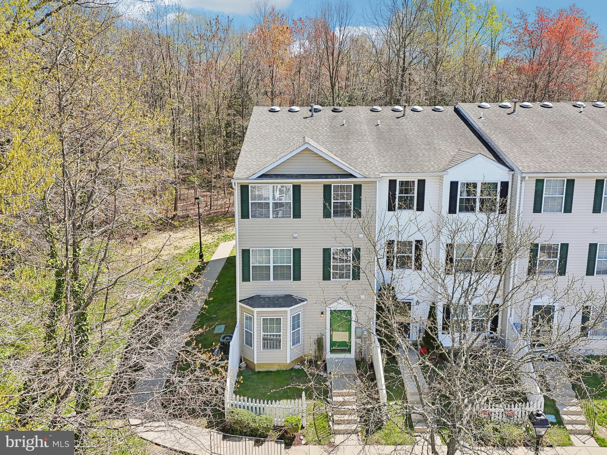ANNAPOLIS OVERLOOK - Residential