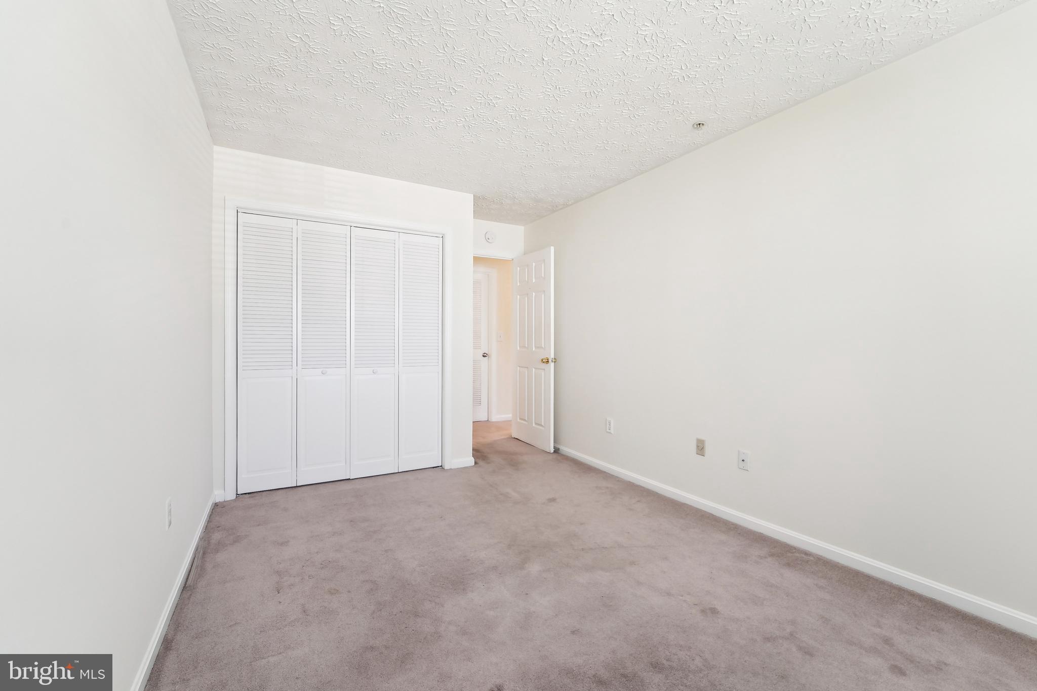 ANNAPOLIS OVERLOOK - Residential