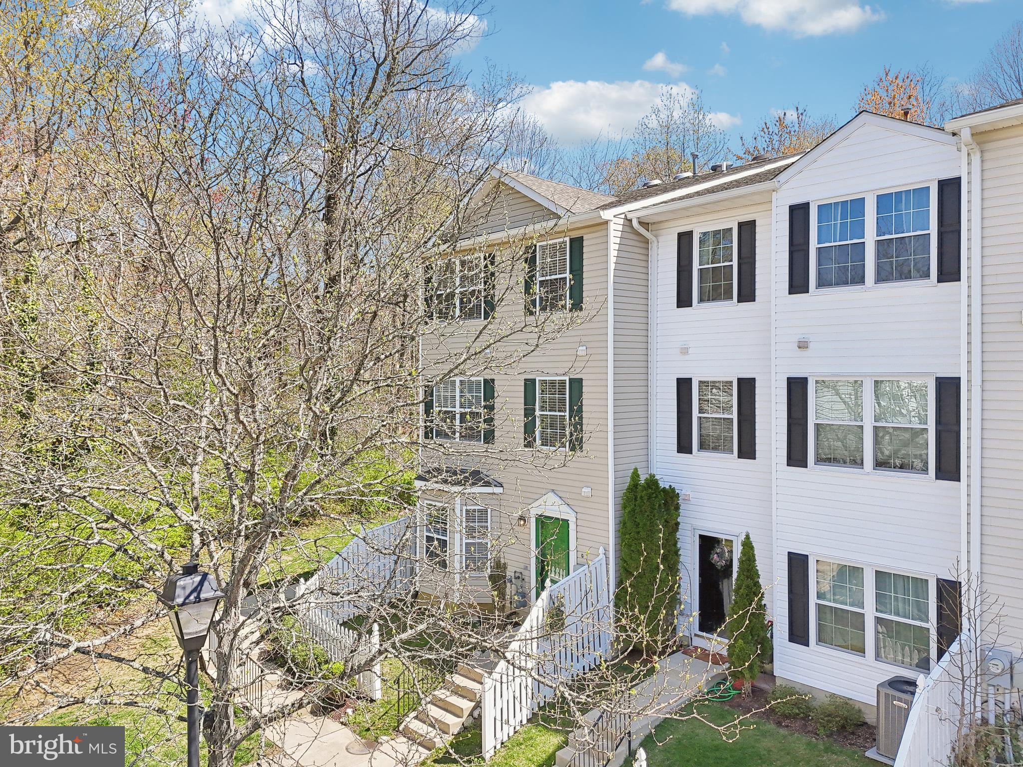 ANNAPOLIS OVERLOOK - Residential