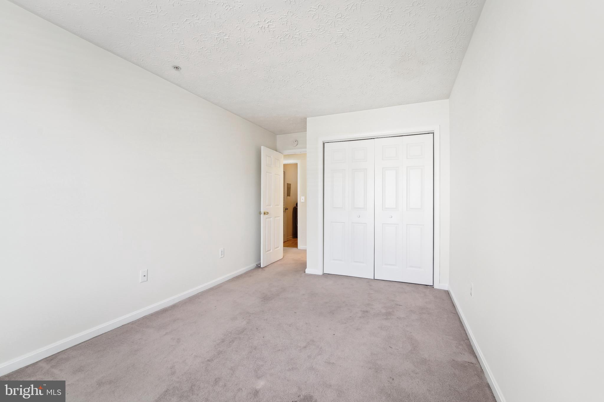 ANNAPOLIS OVERLOOK - Residential