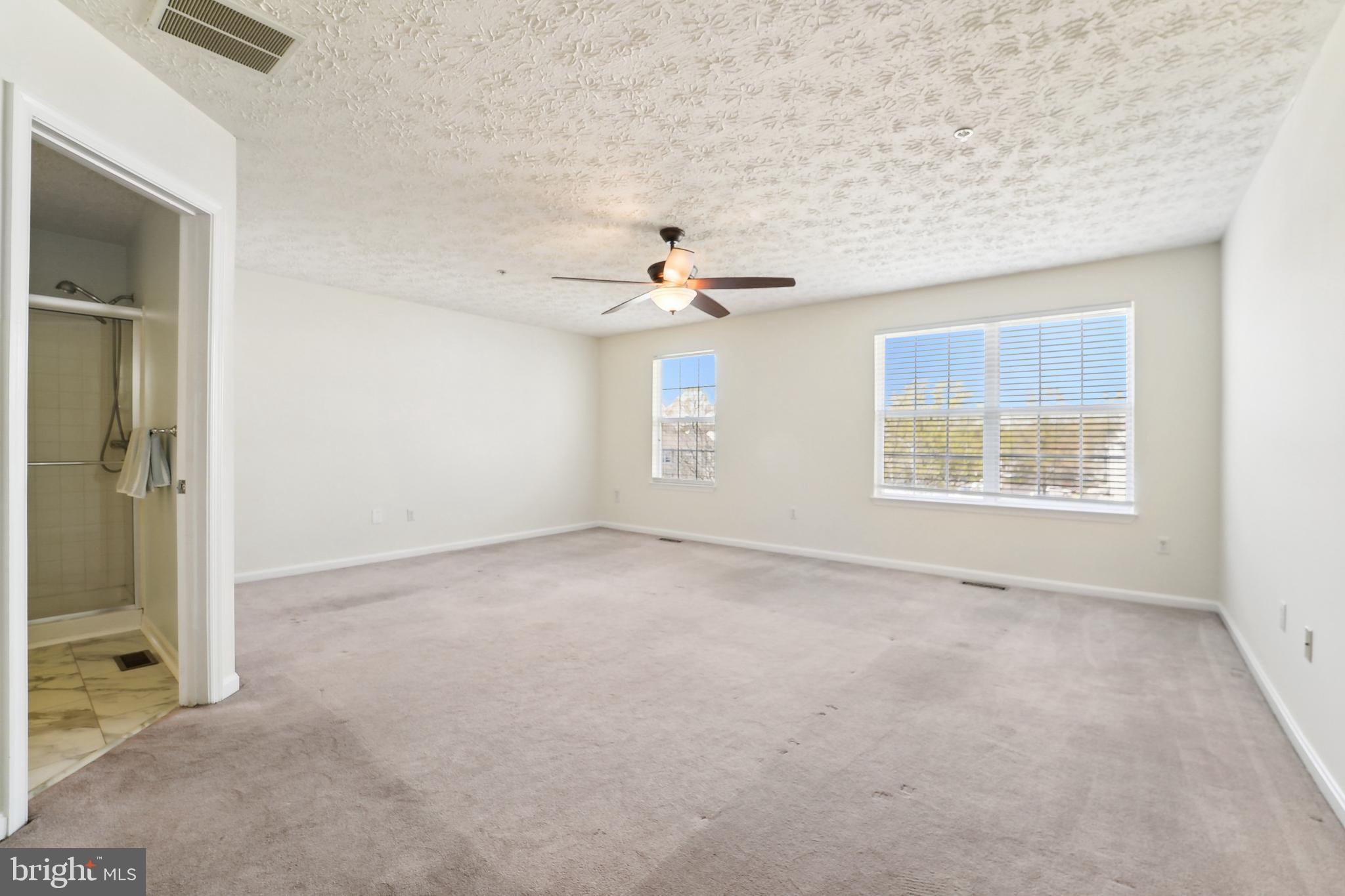 ANNAPOLIS OVERLOOK - Residential