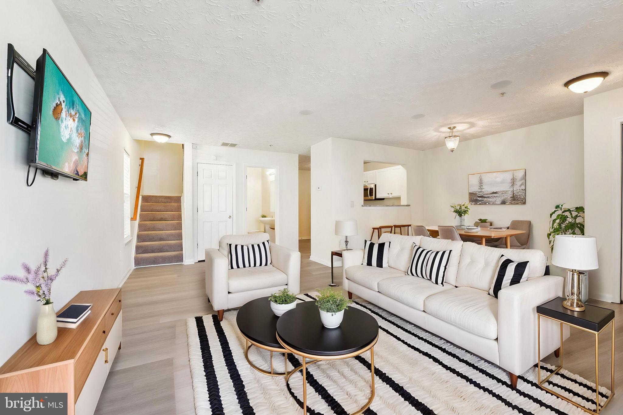 ANNAPOLIS OVERLOOK - Residential