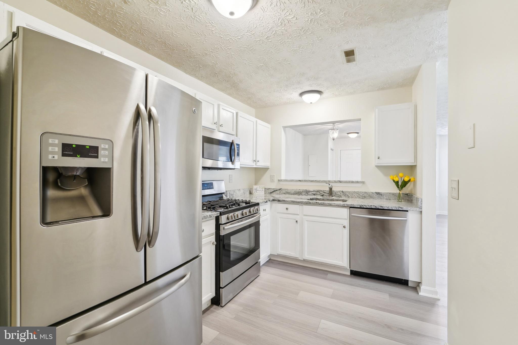 ANNAPOLIS OVERLOOK - Residential