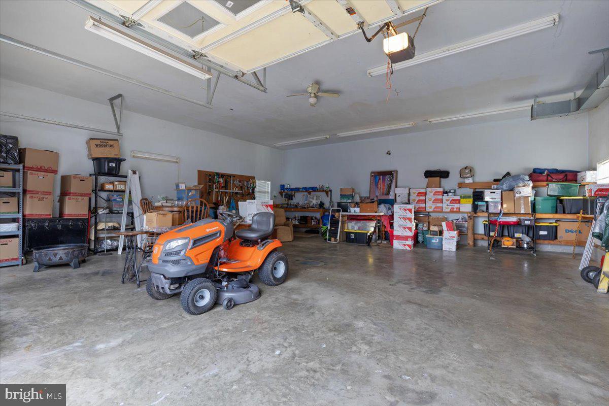 BRUCE KNOLLS - Residential