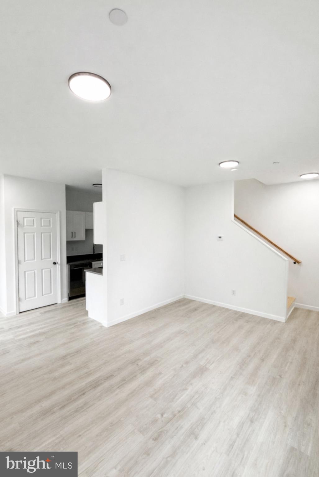 6 MARYLAND AVE 6A / 6B