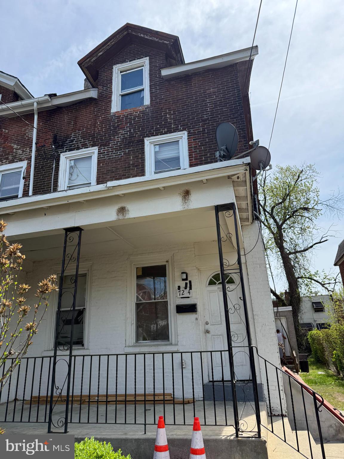 Unlock the potential of this 3-story fixer-upper located in the heart of Paschall, Southwest Philly. This property offers a fantastic opportunity for investors looking to customize a blank canvas. Featuring a classic exterior with endless potential inside, convert to multi family or a single unit. Conveniently located near Darby , local amenities, Cobbs Creek Parkway , and public transportation, this property is perfect for those looking to invest in a vibrant community. Don’t miss out on this incredible opportunity to transform this opportunity into profits $$$
Property will be delivered vacant at settlement. Cash or Hard Money buyers only! Proof of funds required for showings. Buyers is to pay both sides transfer tax , closing cost & sales cert related to sale.