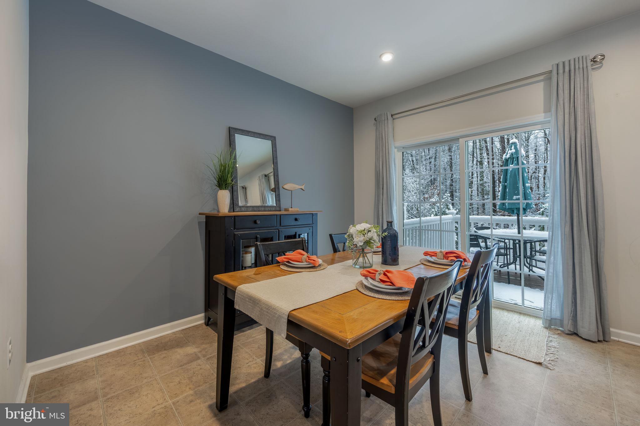 THE VILLAGE AT COURTHOUSE COMMONS - Residential