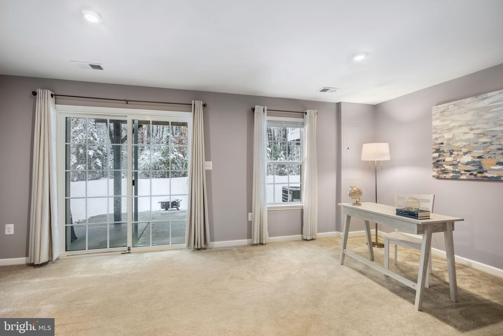 THE VILLAGE AT COURTHOUSE COMMONS - Residential