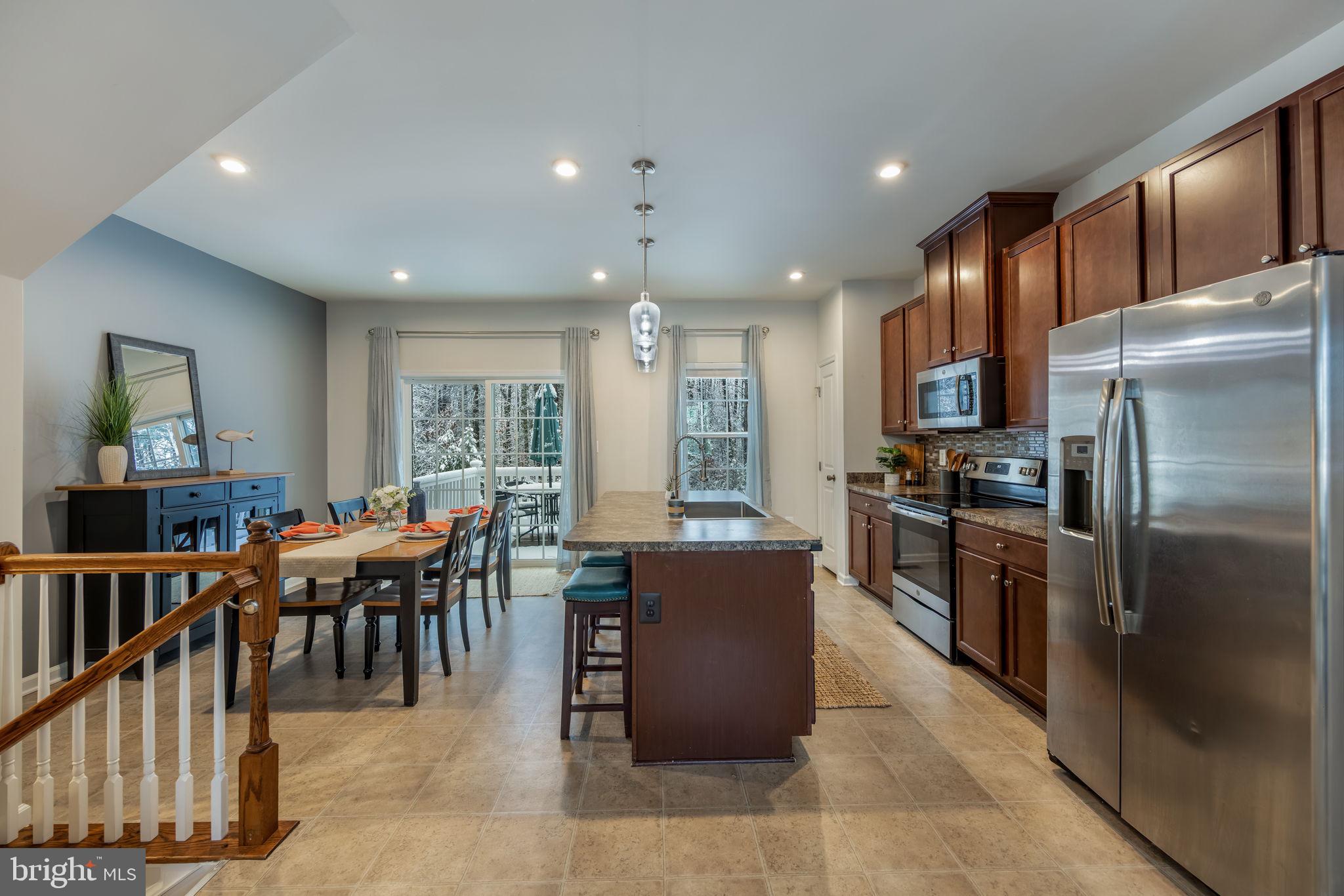 THE VILLAGE AT COURTHOUSE COMMONS - Residential