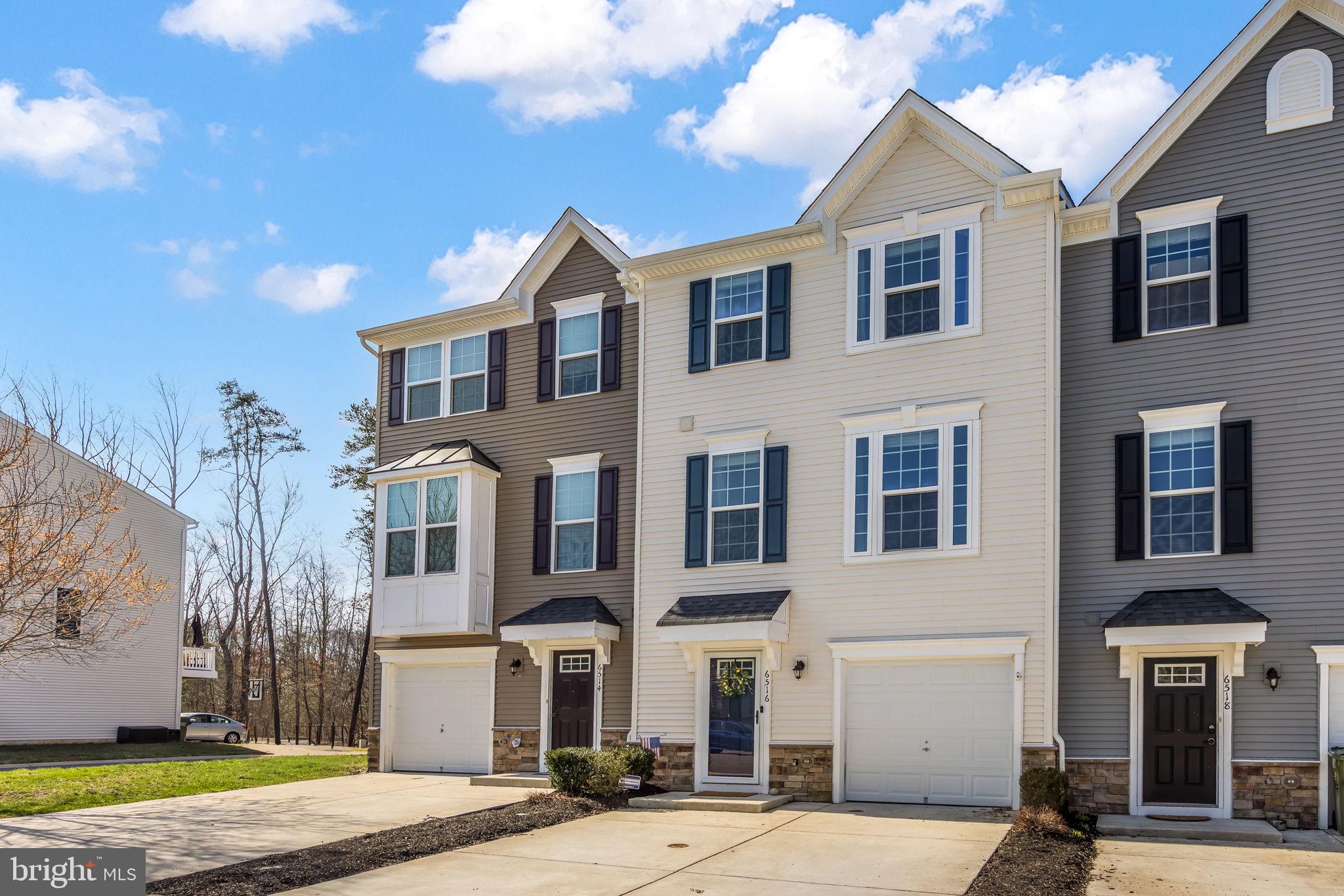 THE VILLAGE AT COURTHOUSE COMMONS - Residential