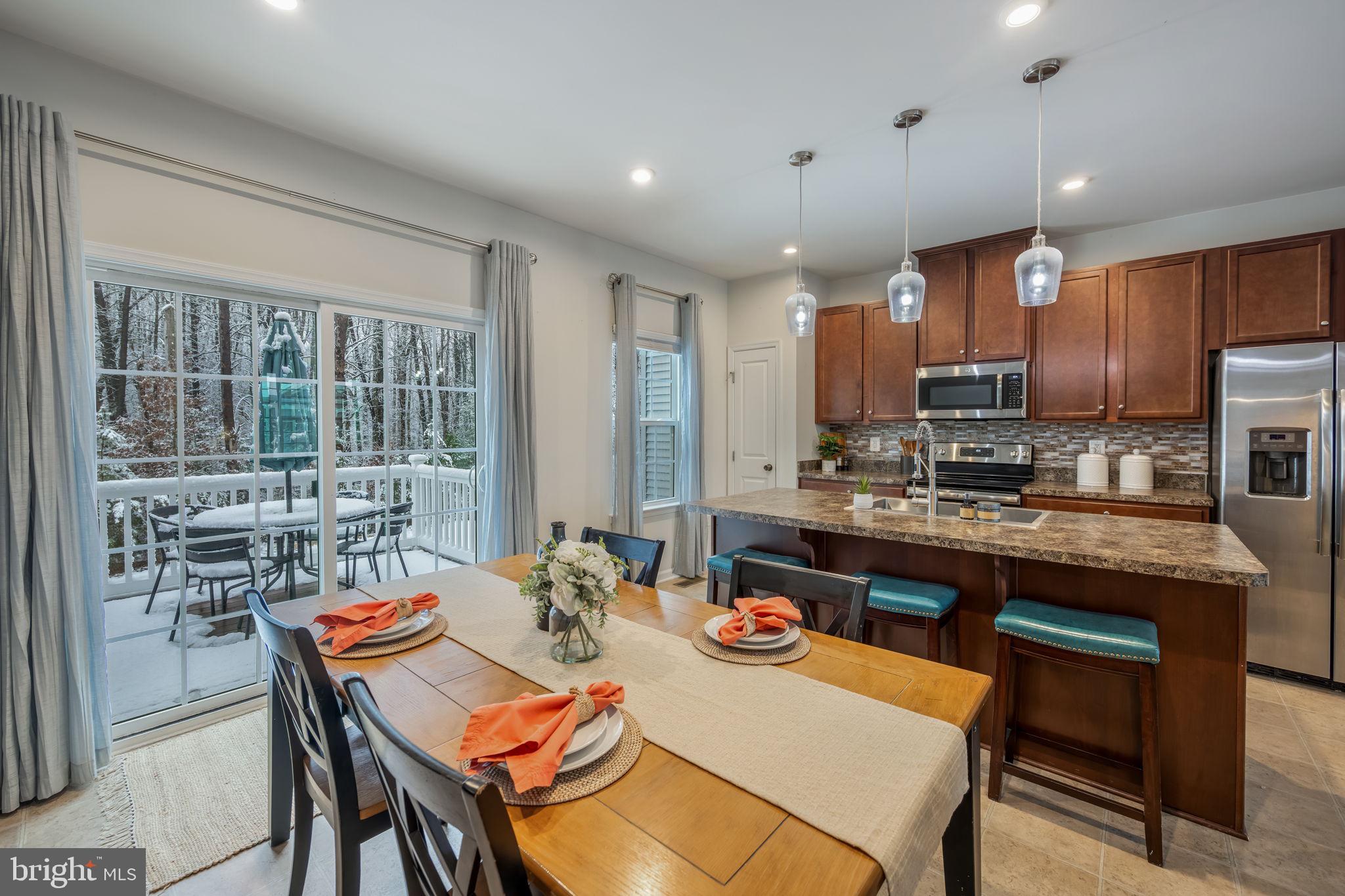 THE VILLAGE AT COURTHOUSE COMMONS - Residential