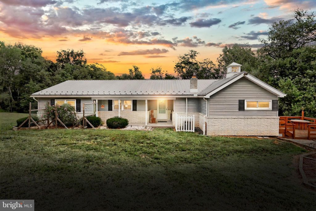 Photo of 15 Overlook Drive, WRIGHTSVILLE, PA 17368 (MLS # PAYK2089802)