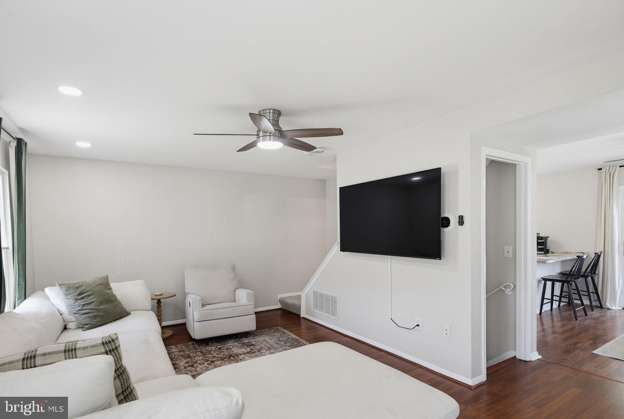 1010 TENNANT HARBOUR