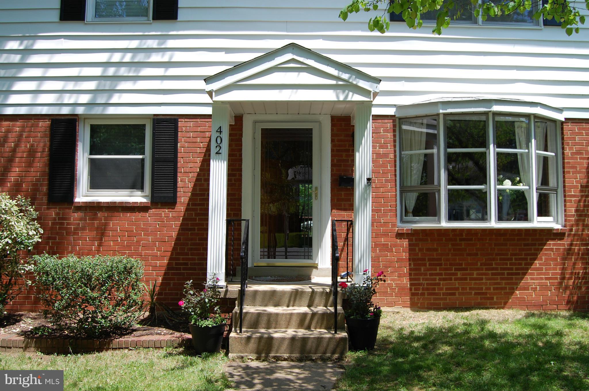 VIENNA WOODS - Residential