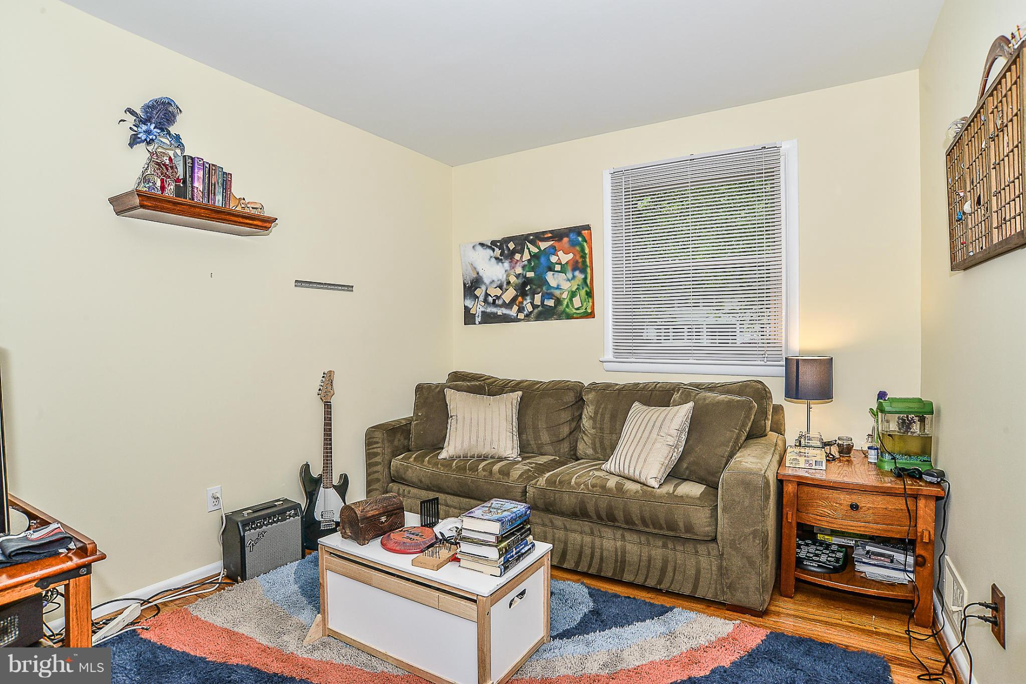 VIENNA WOODS - Residential