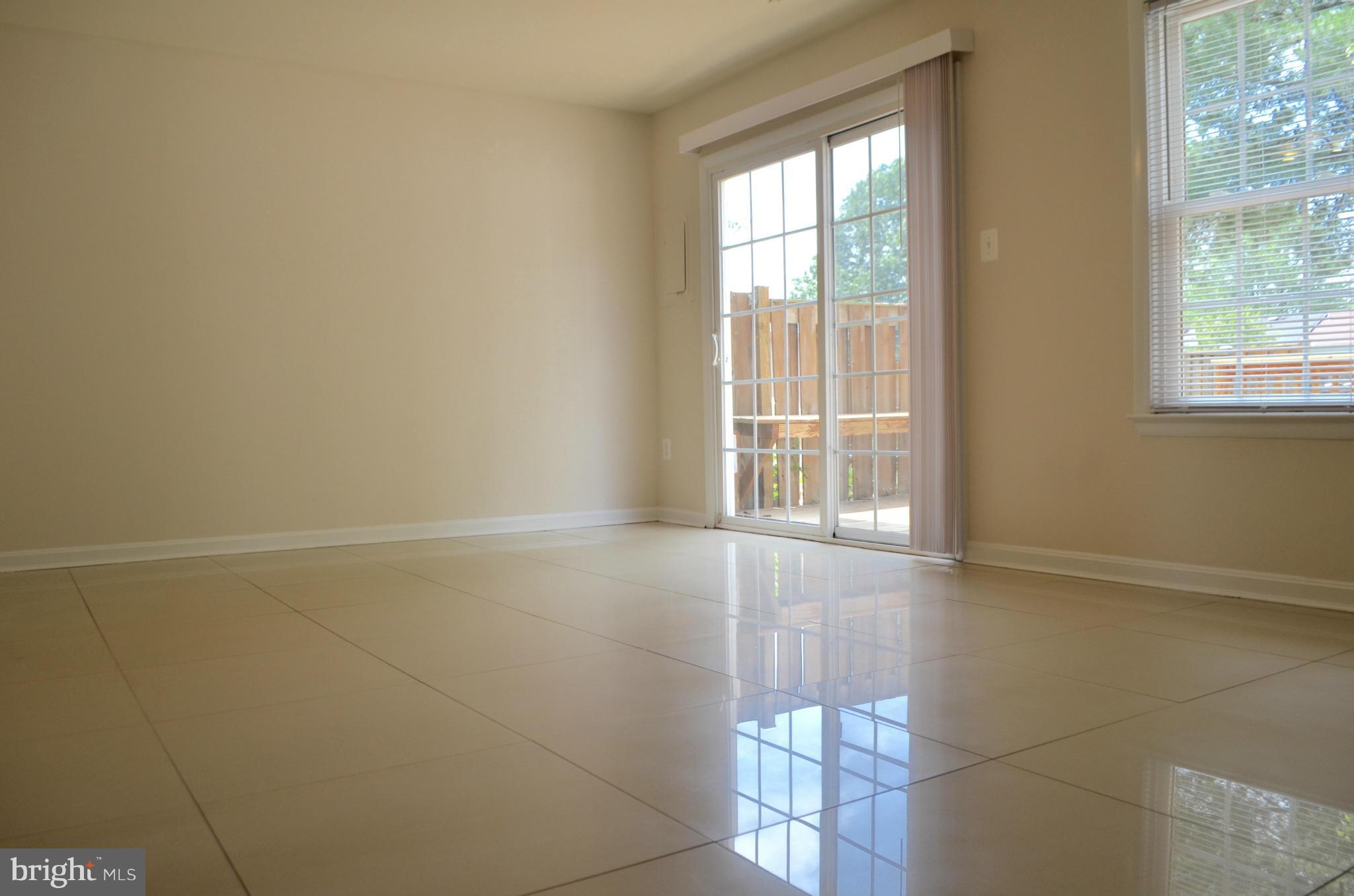 BRISTOE STATION - Residential