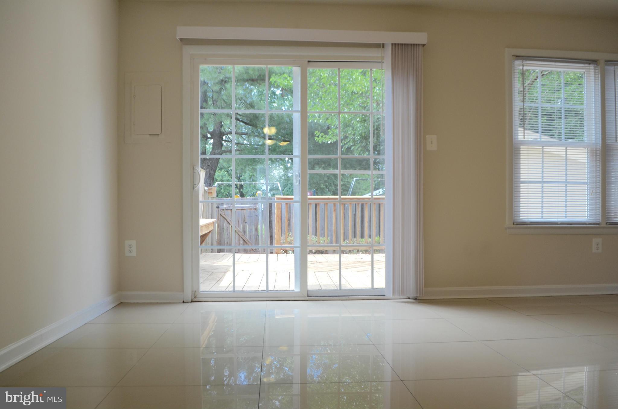 BRISTOE STATION - Residential