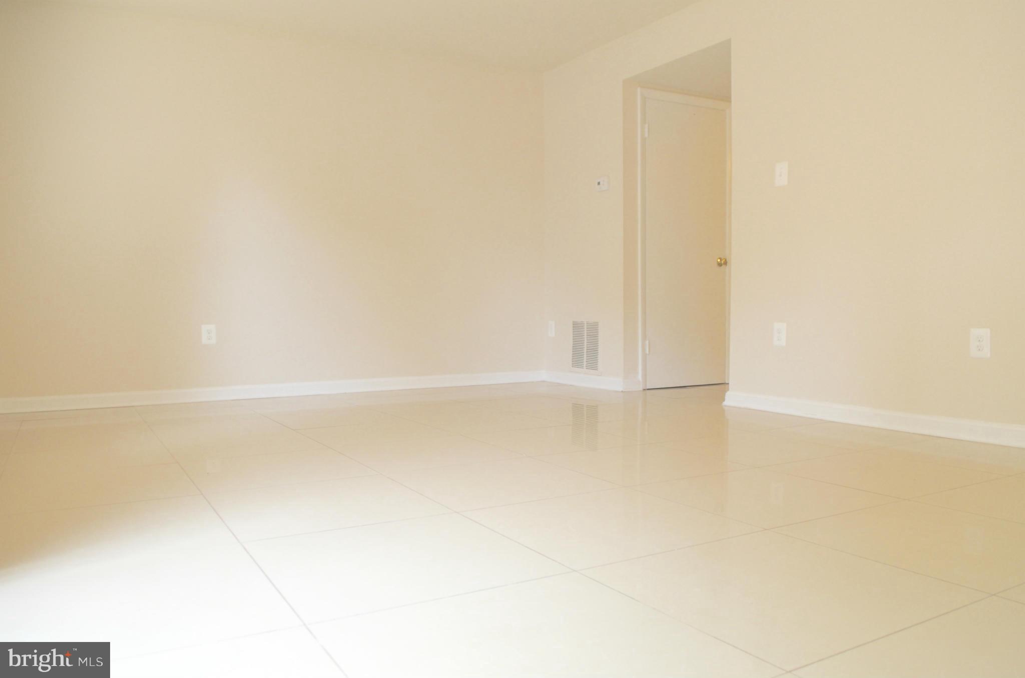 BRISTOE STATION - Residential