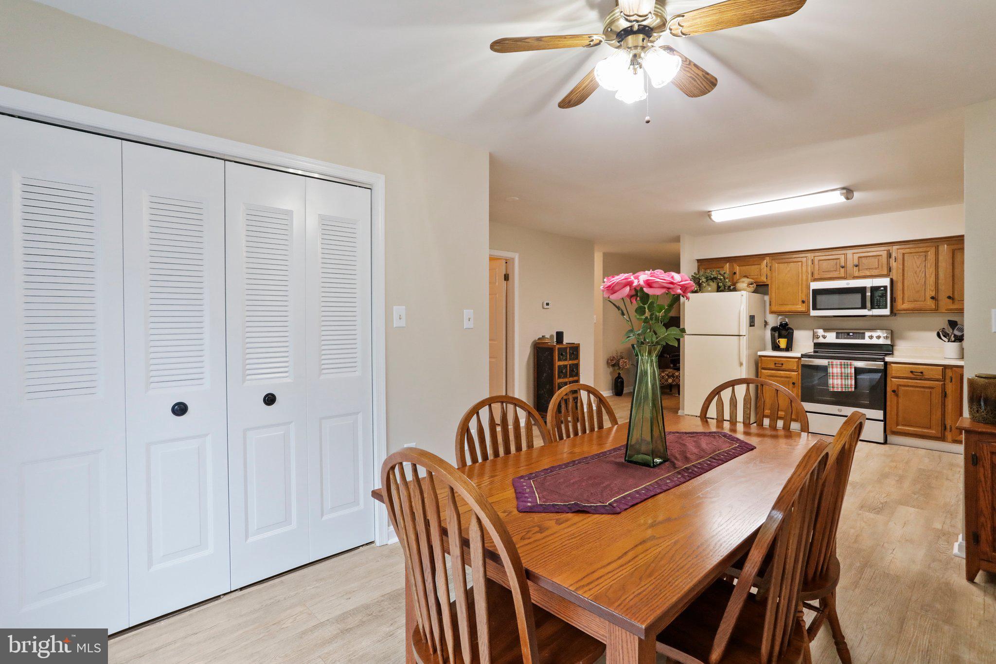 TOWNE OAK VILLAGE - Residential