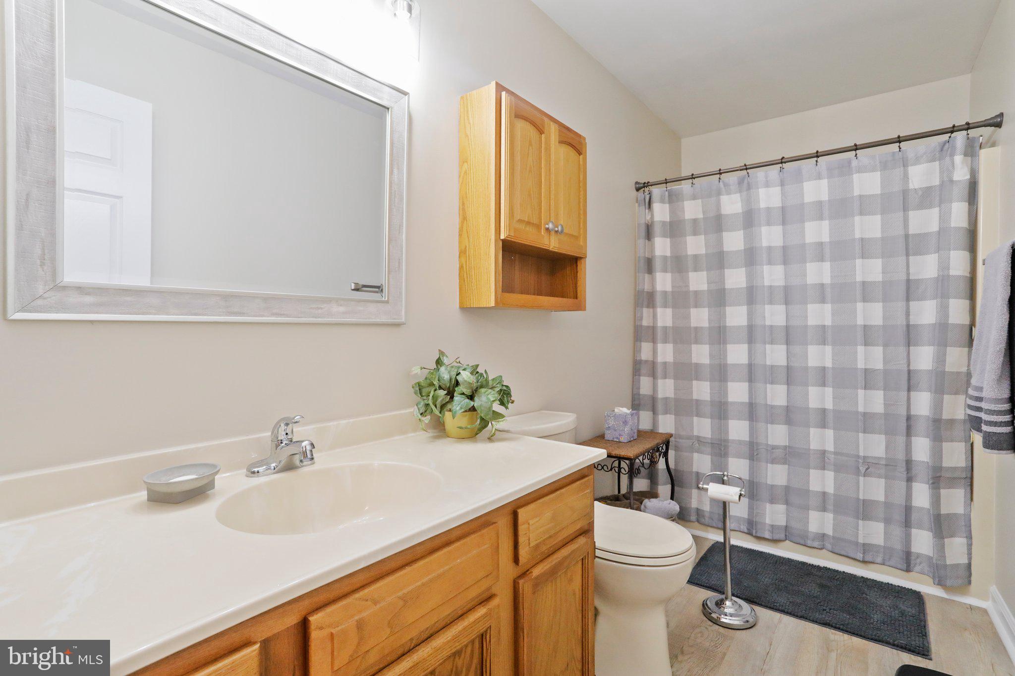 TOWNE OAK VILLAGE - Residential