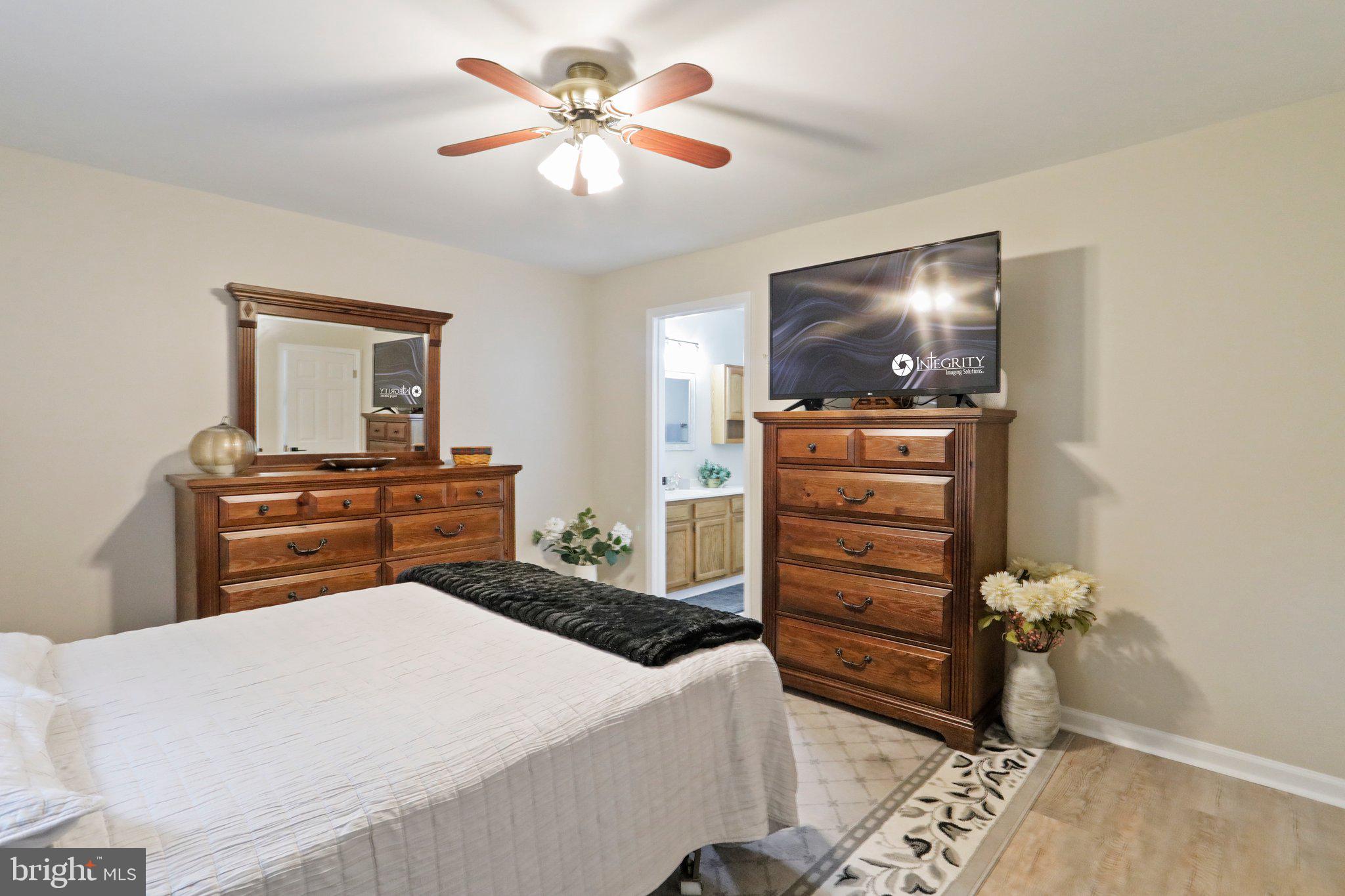 TOWNE OAK VILLAGE - Residential