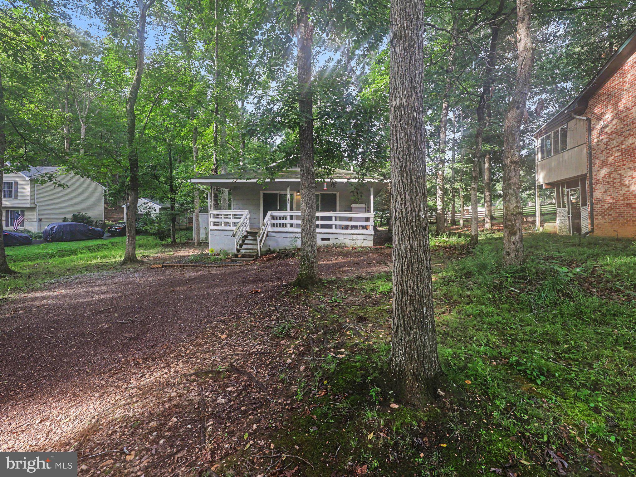 3612 LAKEVIEW PARKWAY