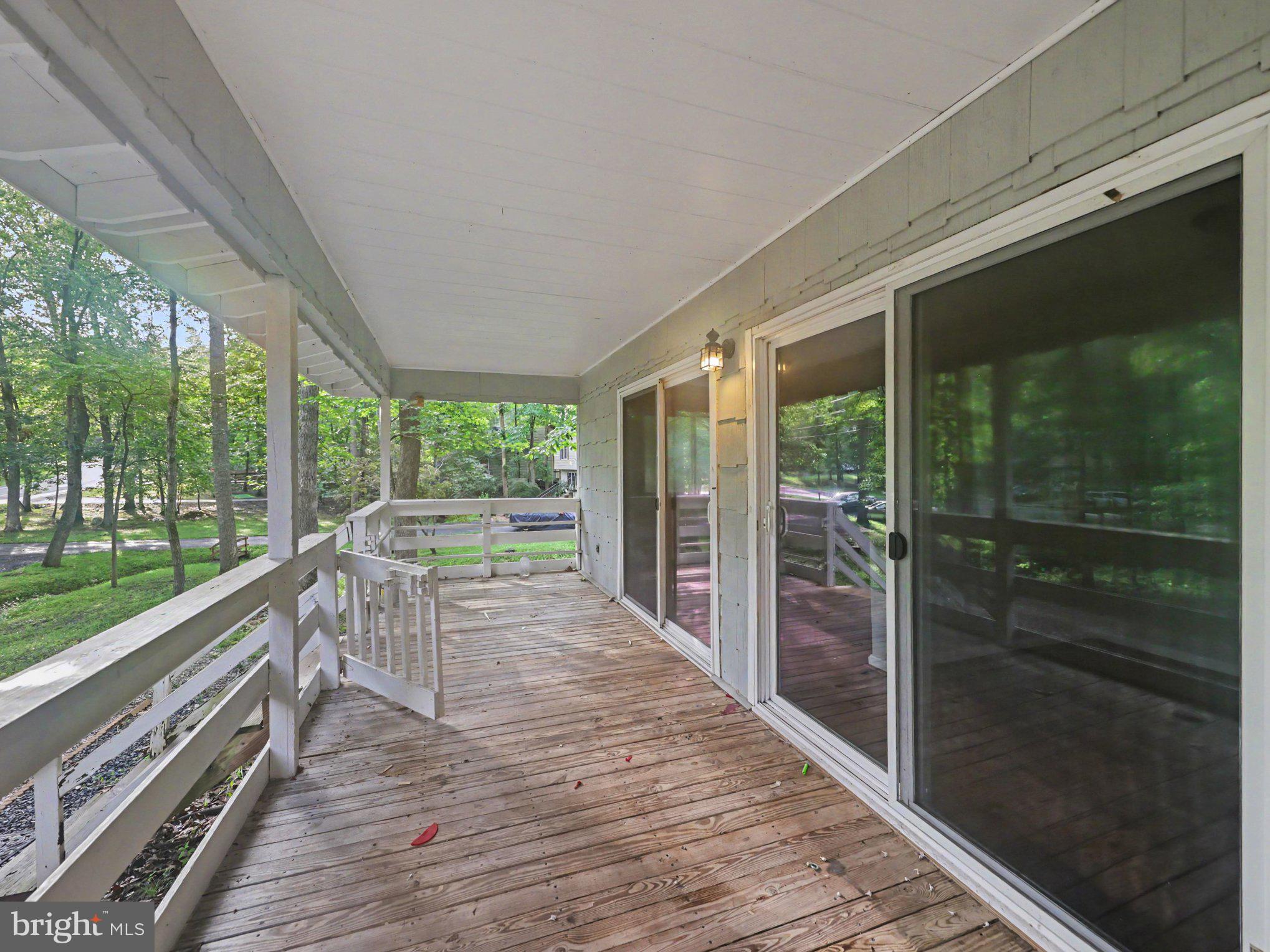 3612 LAKEVIEW PARKWAY