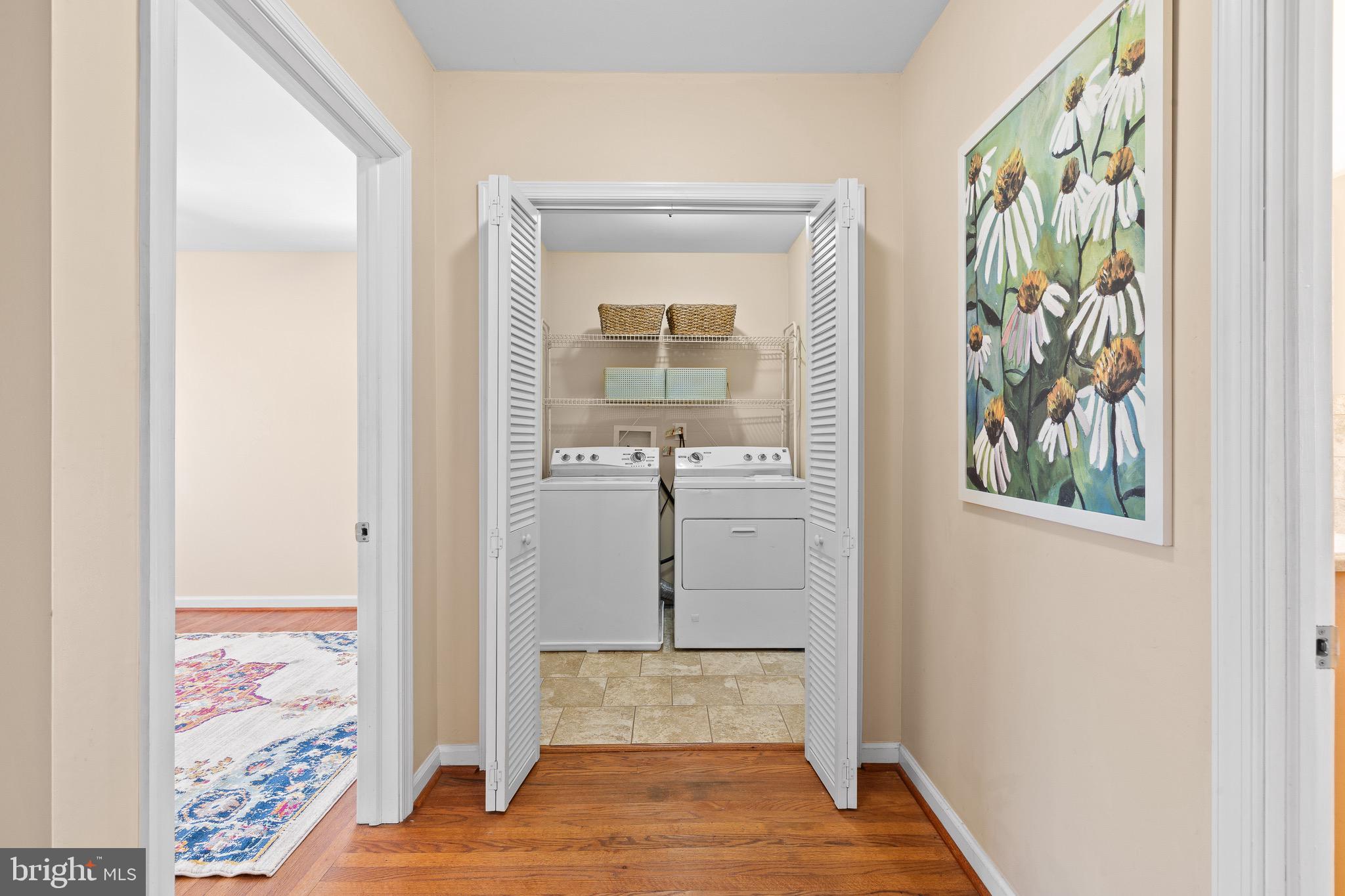 LYNNWOOD - Residential