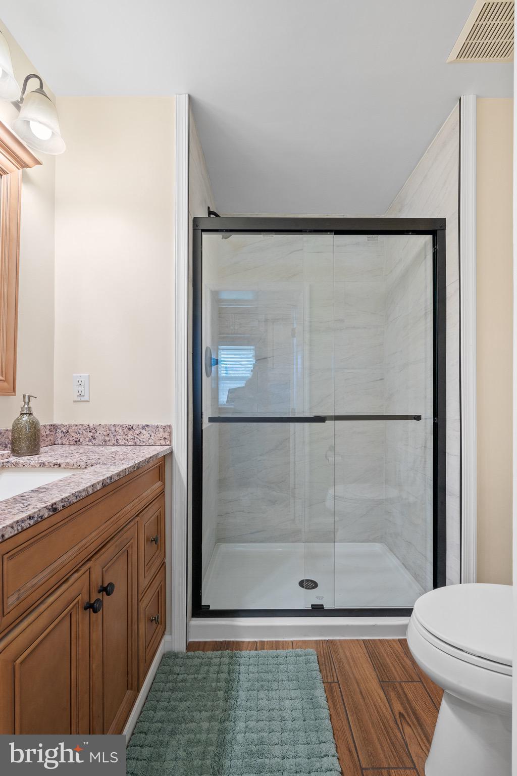 LYNNWOOD - Residential