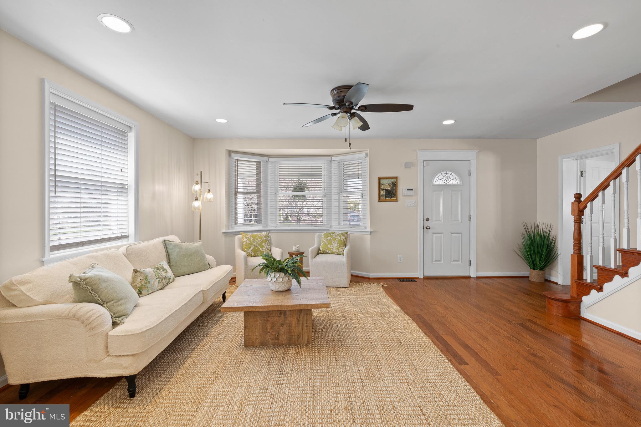 LYNNWOOD - Residential