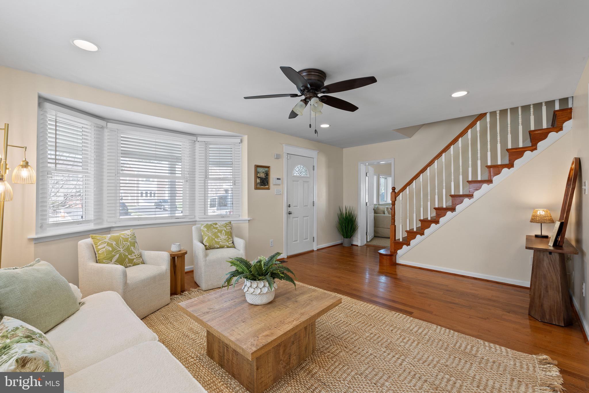 LYNNWOOD - Residential