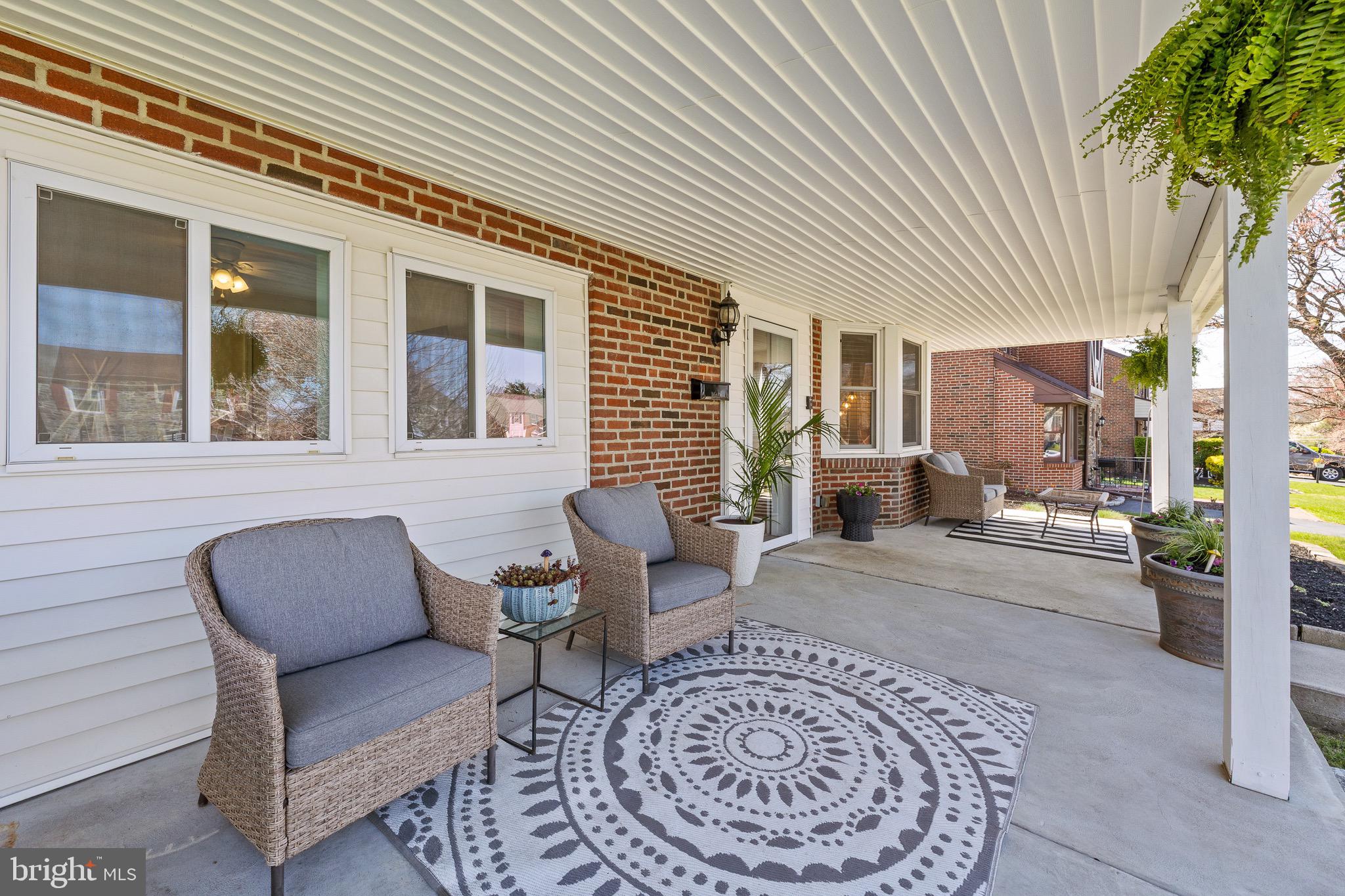 LYNNWOOD - Residential