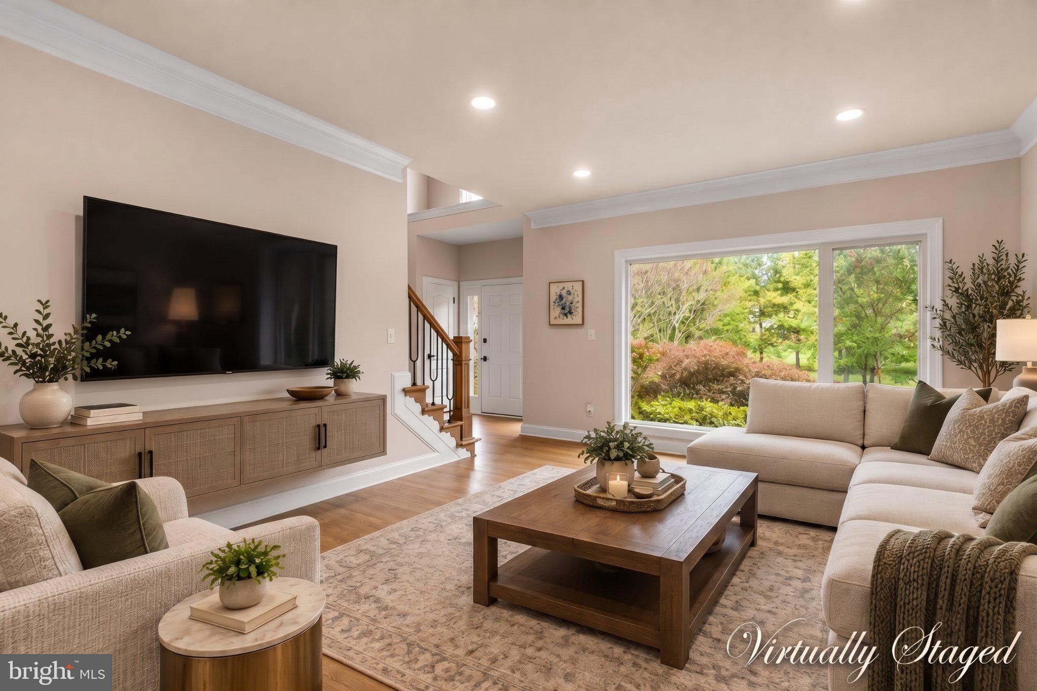 809 CASTLEBRIDGE COURT